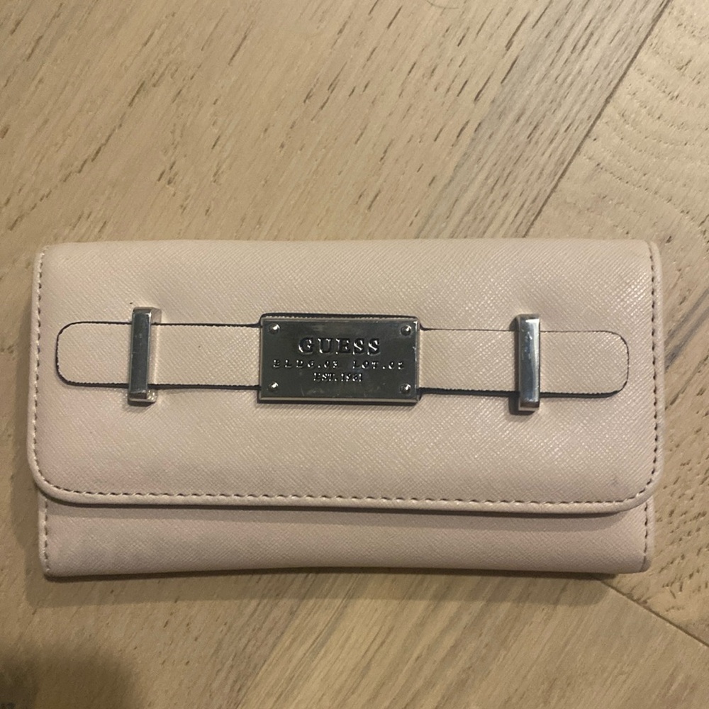 Guess wallet